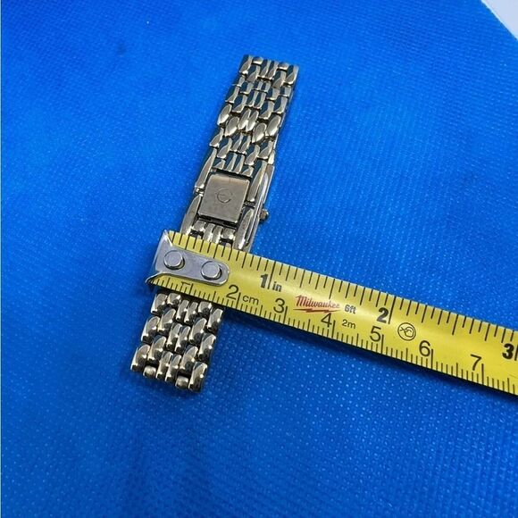 Gold Tone Rectangular  Watch Vintage elc230 main image 8